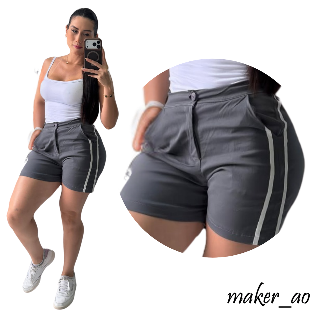 Shorts con Filo Blanco